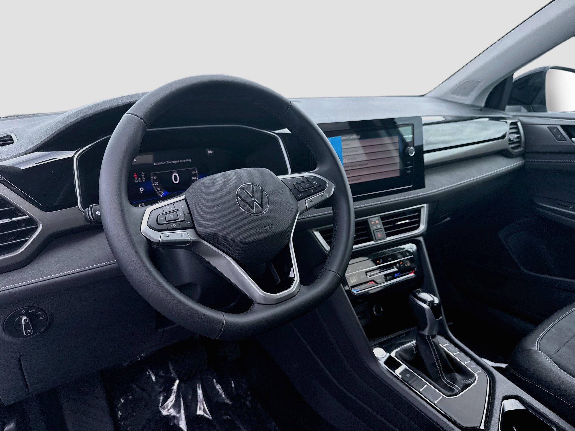 Certified 2021 Volkswagen Atlas Cross Sport SE FWD image 9