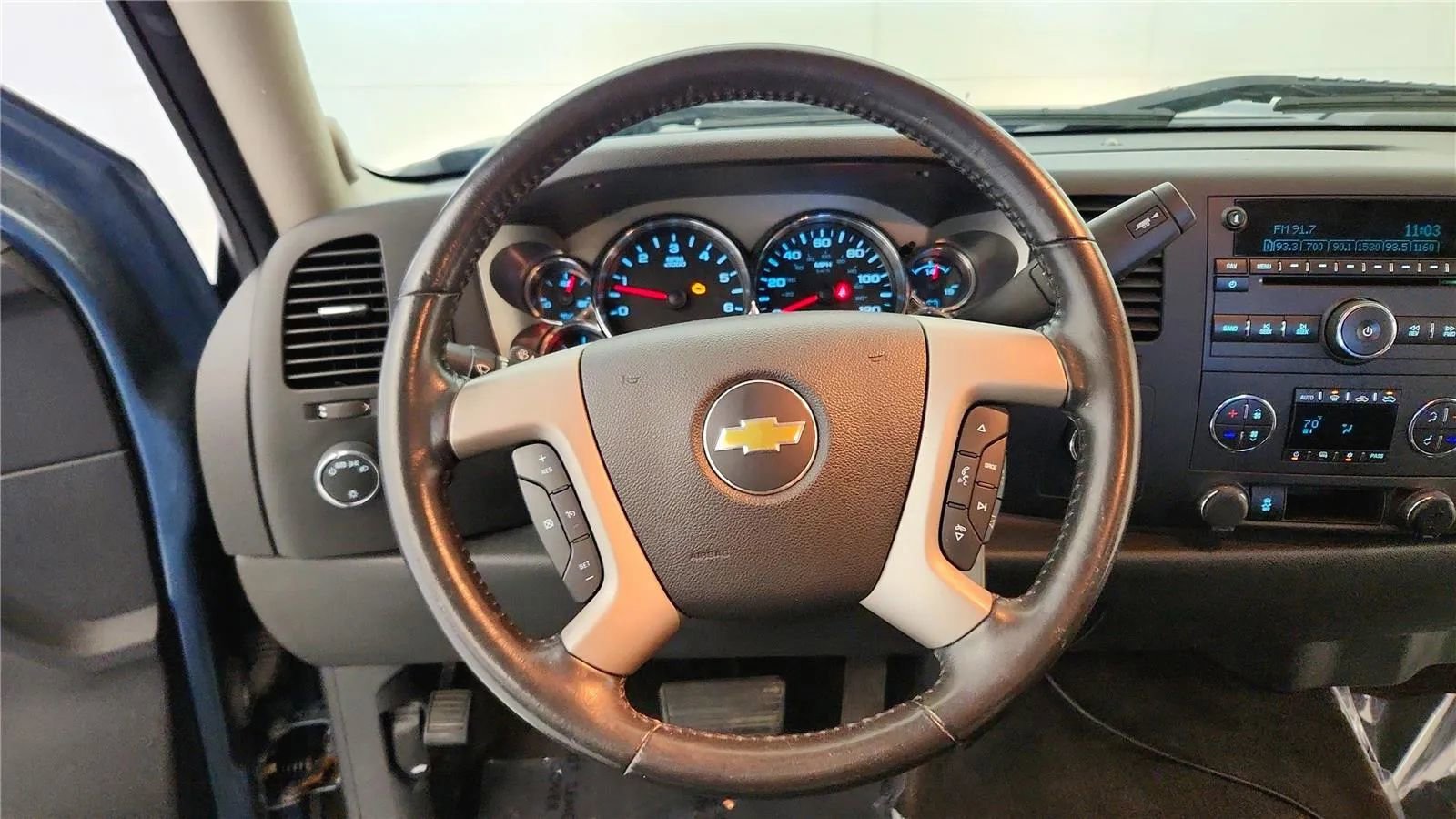 Used 2013 Chevrolet Silverado 1500 LT w/ All-Star Edition AWD/4WD image 29
