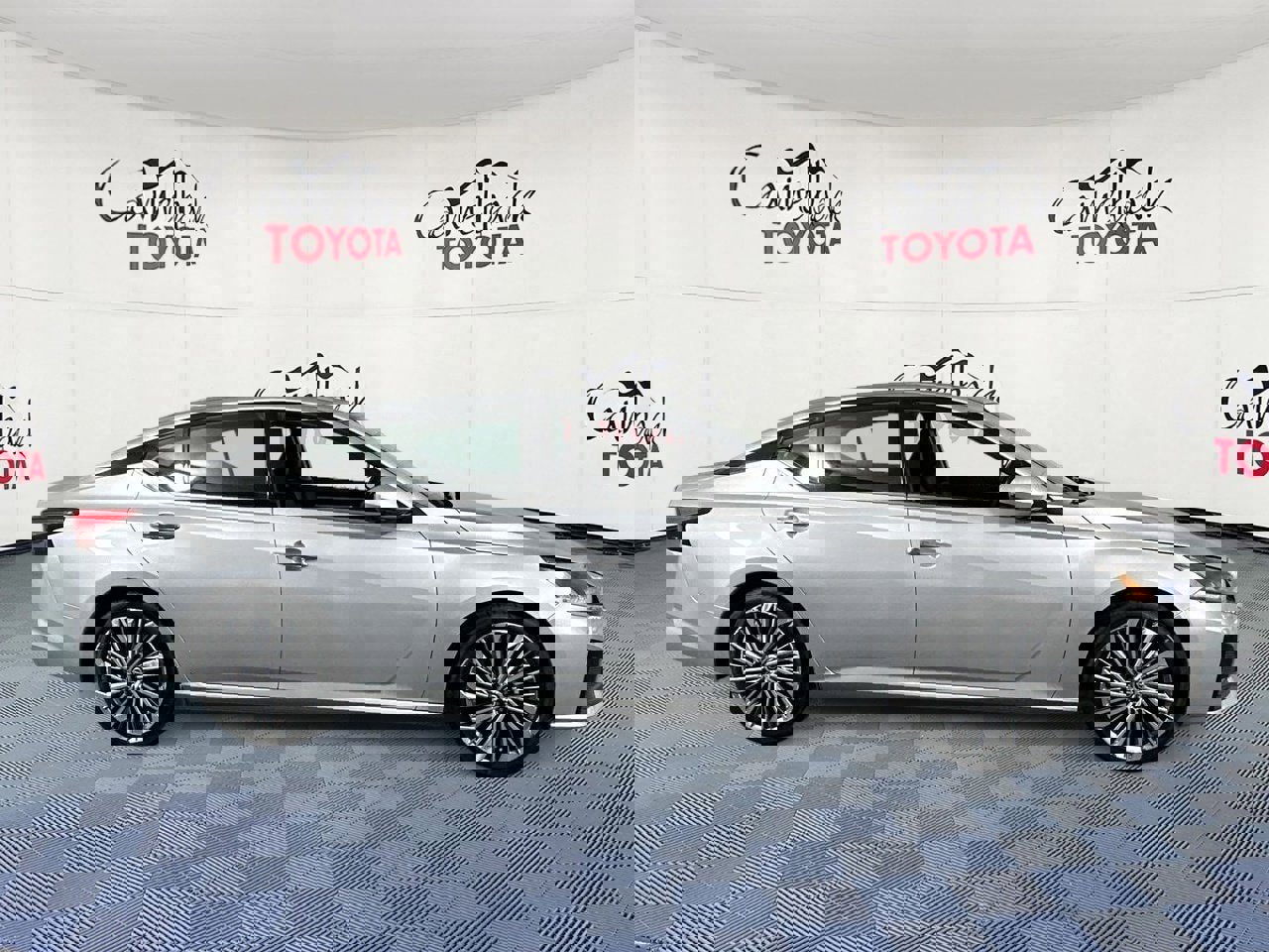 Used 2023 Nissan Altima 2.5 SL image 8