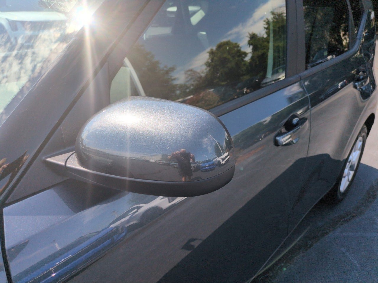 Certified 2025 Kia Soul LX w/ LX Technology Package FWD image 10