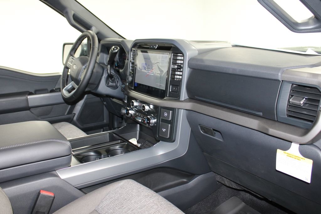New 2025 Ford F150 XLT w/ Equipment Group 302A MID image 32