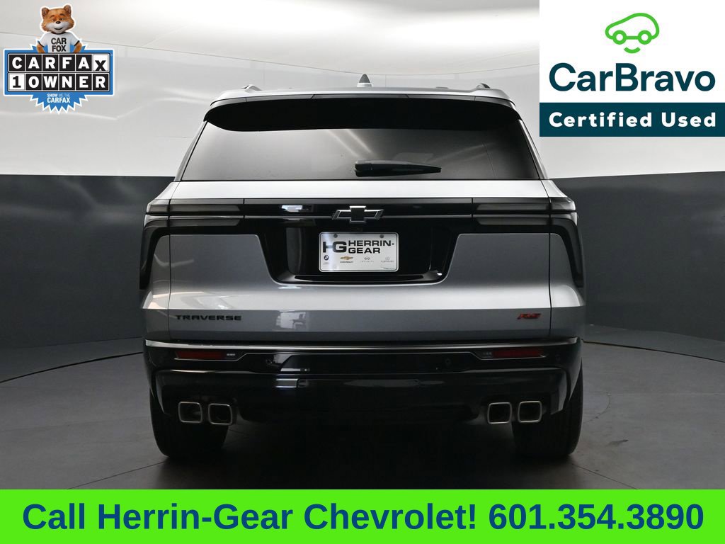 Certified 2026 Chevrolet Traverse RS w/ LPO, Floor Liner Package FWD image 6