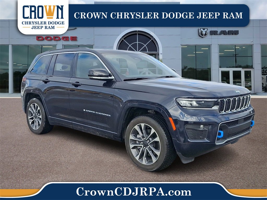 Used 2024 Jeep Grand Cherokee Overland image 1