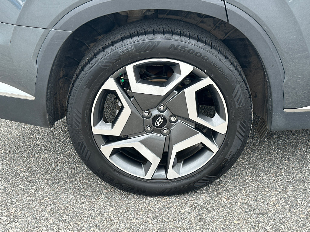Used 2023 Hyundai Palisade Limited FWD image 17