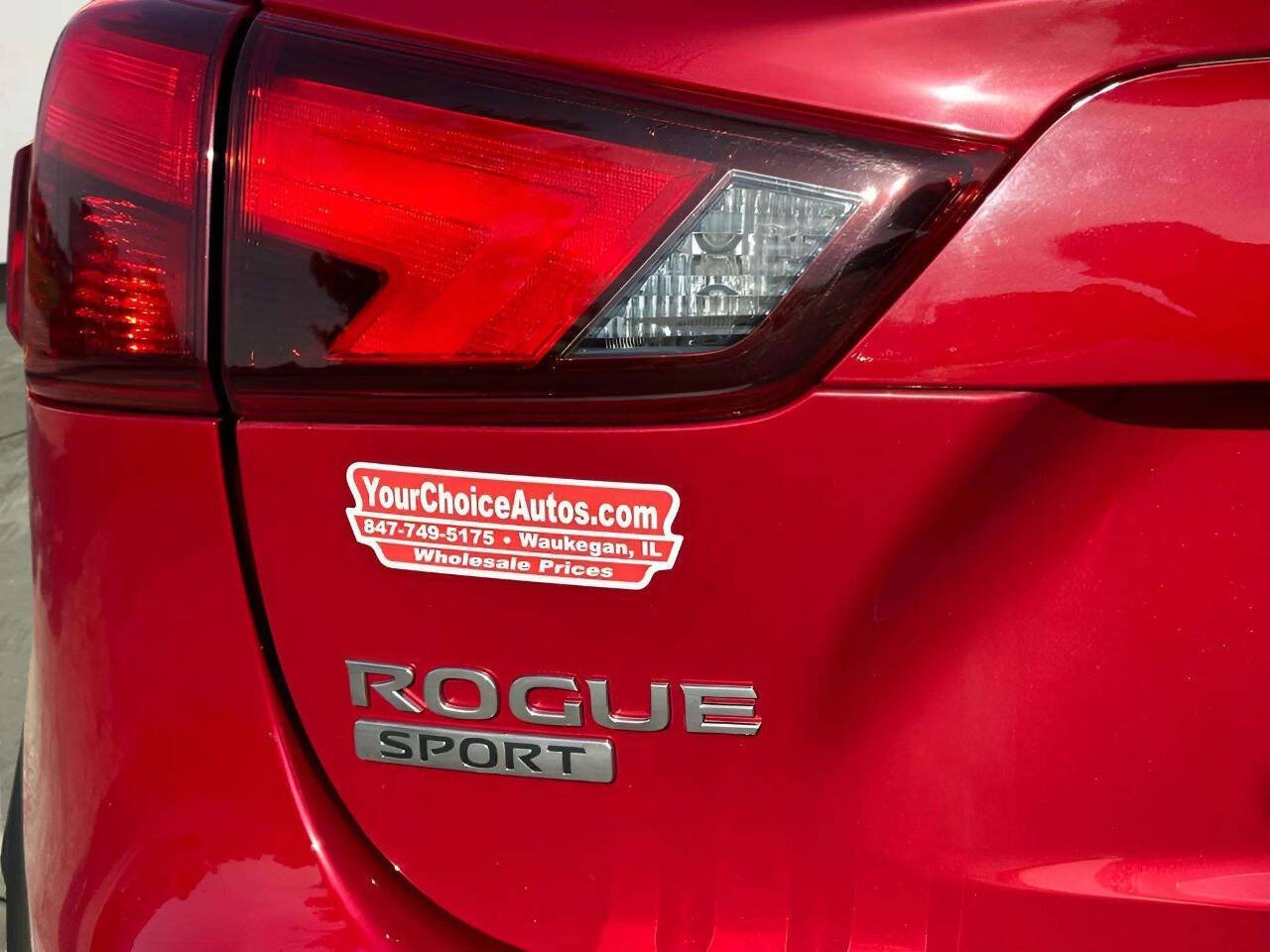 Used 2017 Nissan Rogue Sport S AWD/4WD image 32