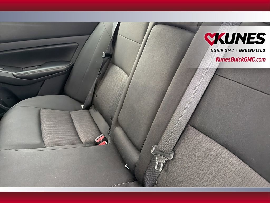 Used 2024 Nissan Altima 2.5 SV FWD image 36