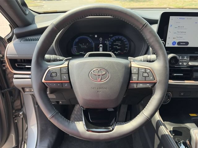 Used 2025 Toyota Grand Highlander AWD Hybrid image 23