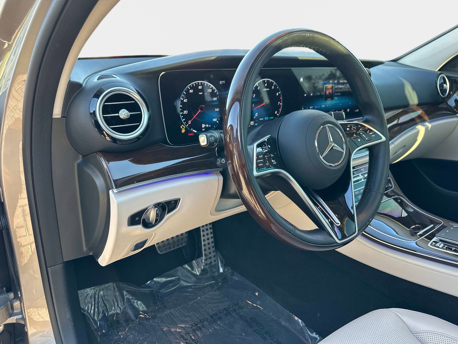 Certified 2021 Mercedes-Benz E 450 4MATIC All-Terrain Wagon image 20