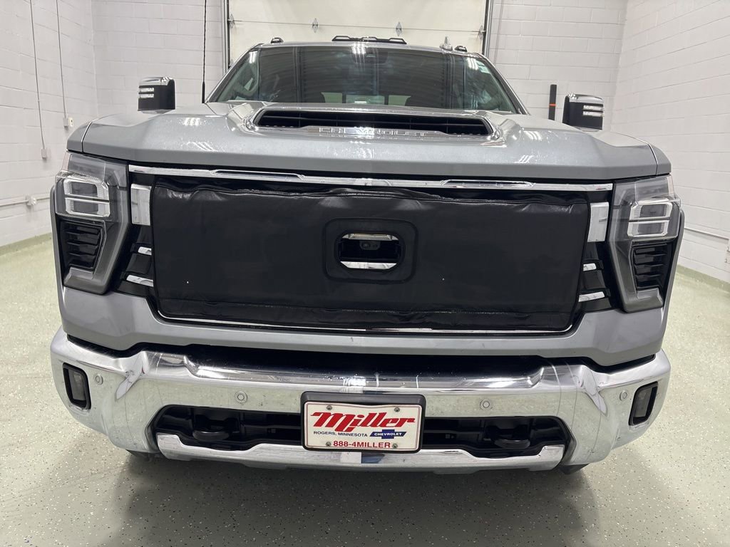 Used 2024 Chevrolet Silverado 2500 LTZ w/ LTZ Convenience Package image 8