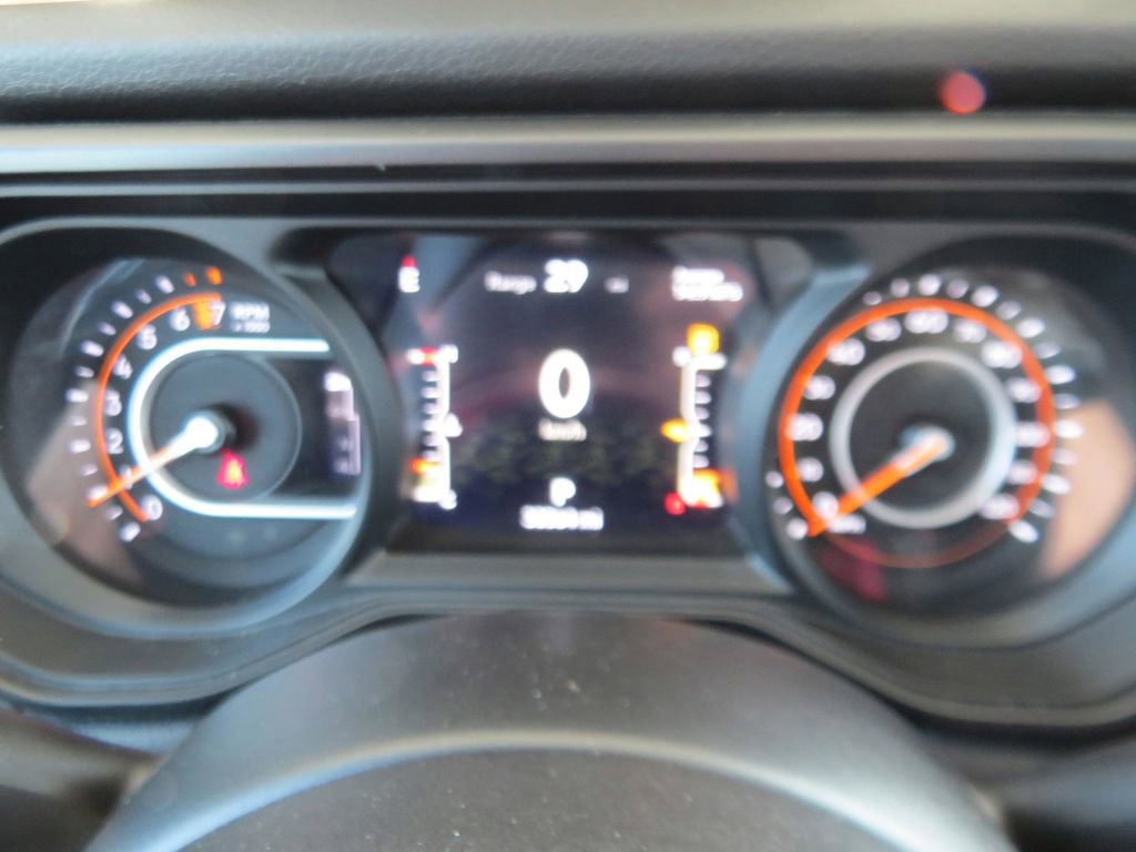 Used 2024 Jeep Gladiator Willys image 28