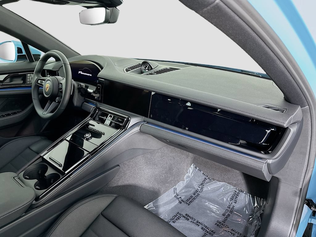 New 2026 Porsche Panamera RWD image 32