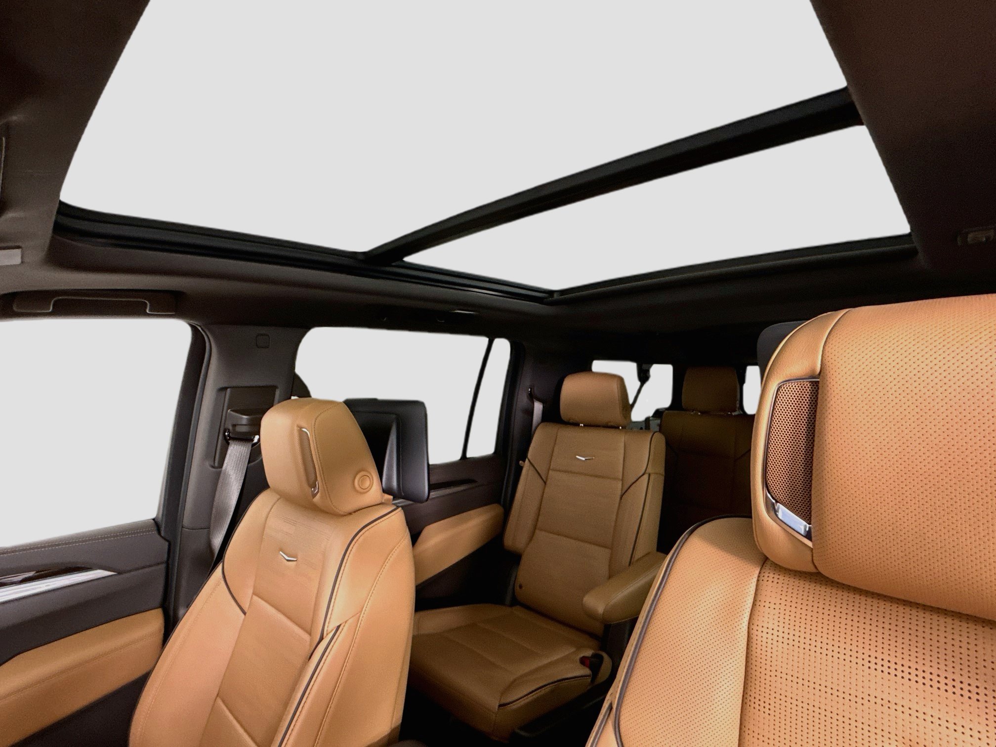Used 2025 Cadillac Escalade ESV Premium Luxury w/ Touring Package AWD/4WD image 24