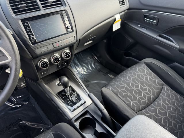 Used 2025 Mitsubishi Outlander Sport AWD image 16