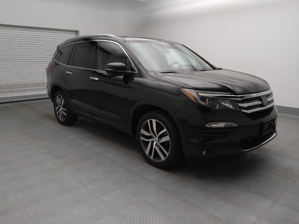 Used 2018 Honda Pilot Touring image 11