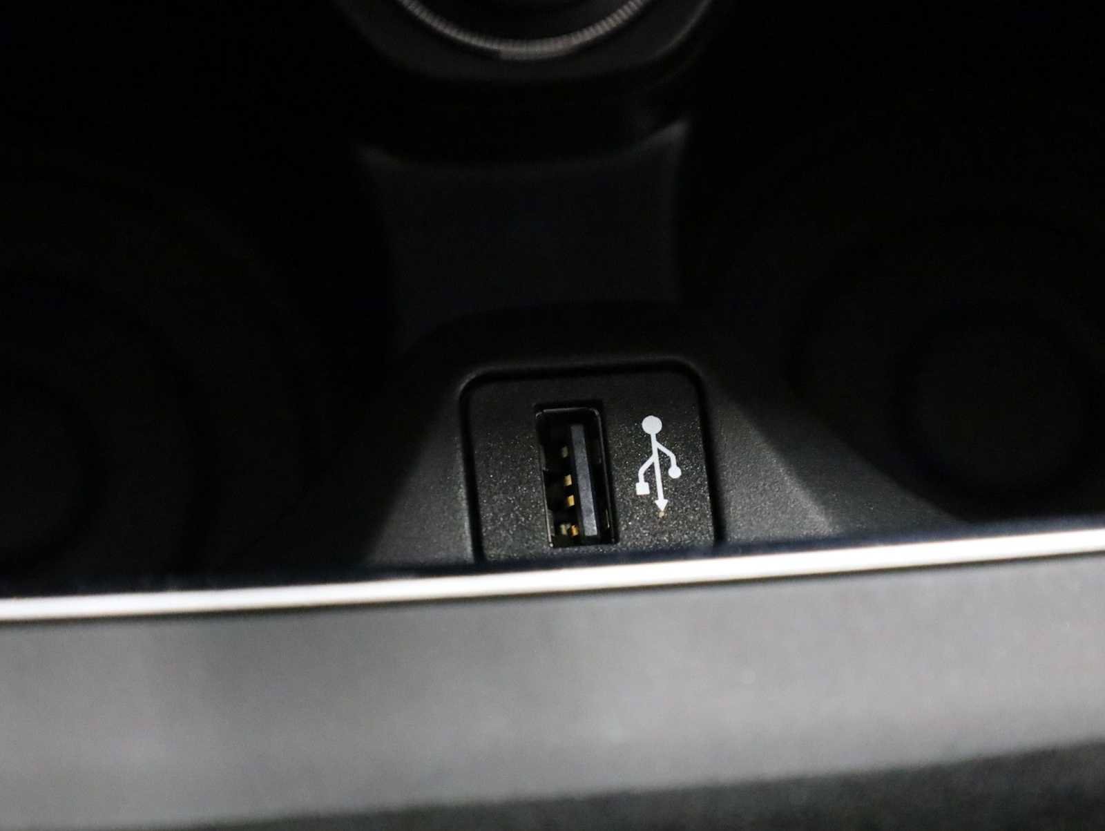 Used 2019 BMW M2 Competition w/ Executive Package RWD image 32
