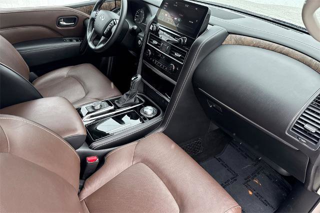 Certified 2024 INFINITI QX80 Premium Select w/ Cargo Package image 15