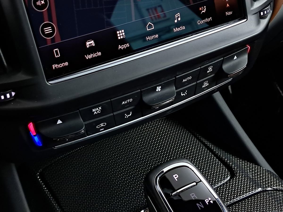 Used 2021 Maserati Levante S GranSport image 43