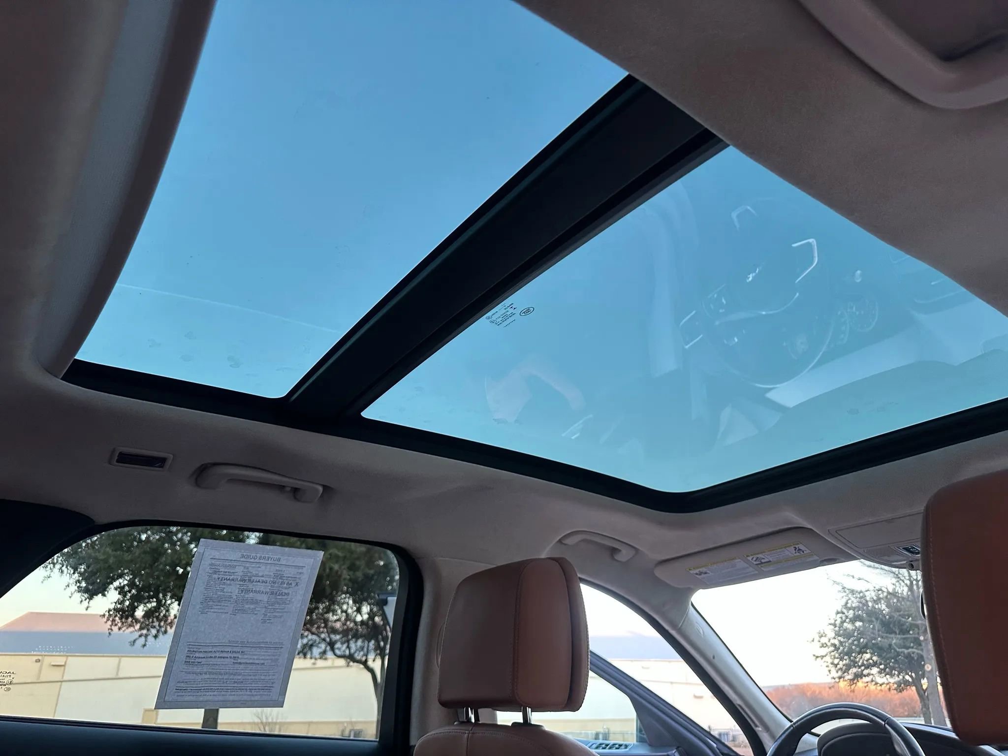 Used 2018 Jaguar F-PACE Portfolio image 25