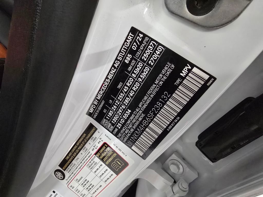 Used 2025 Mercedes-Benz GLC 300 4MATIC w/ AMG Line image 15