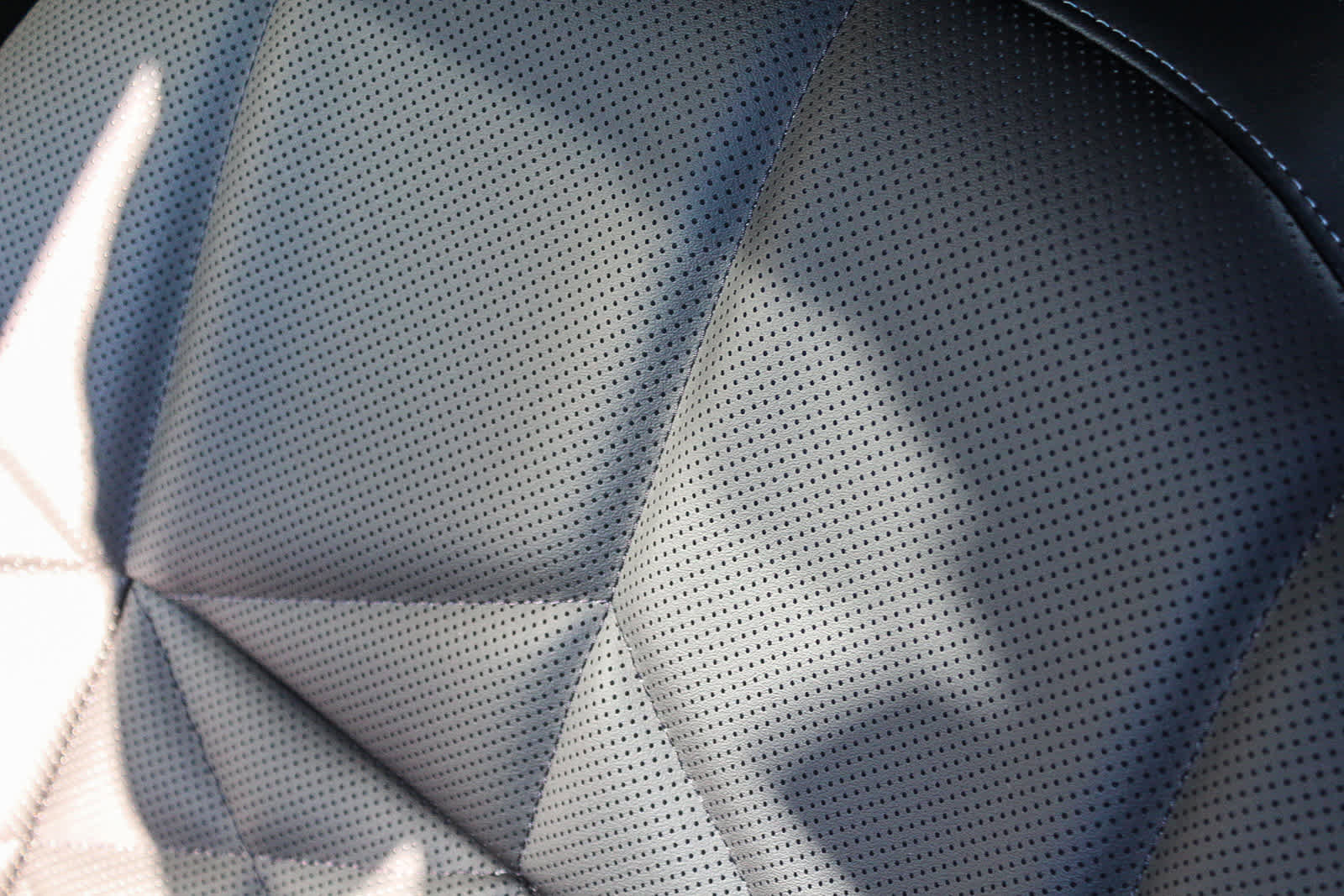 New 2026 BMW 740i image 31