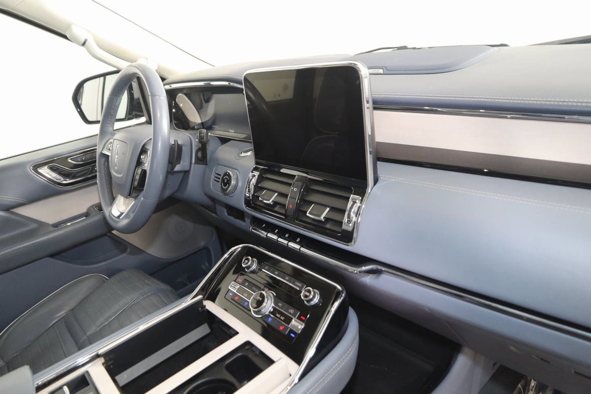 Used 2021 Lincoln Navigator L Black Label AWD/4WD image 46