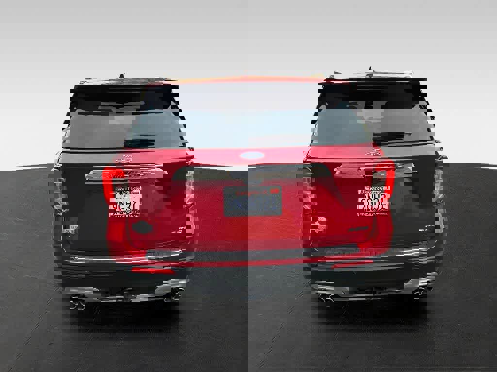 Used 2024 Ford Explorer King Ranch w/ Technology Package AWD/4WD image 5