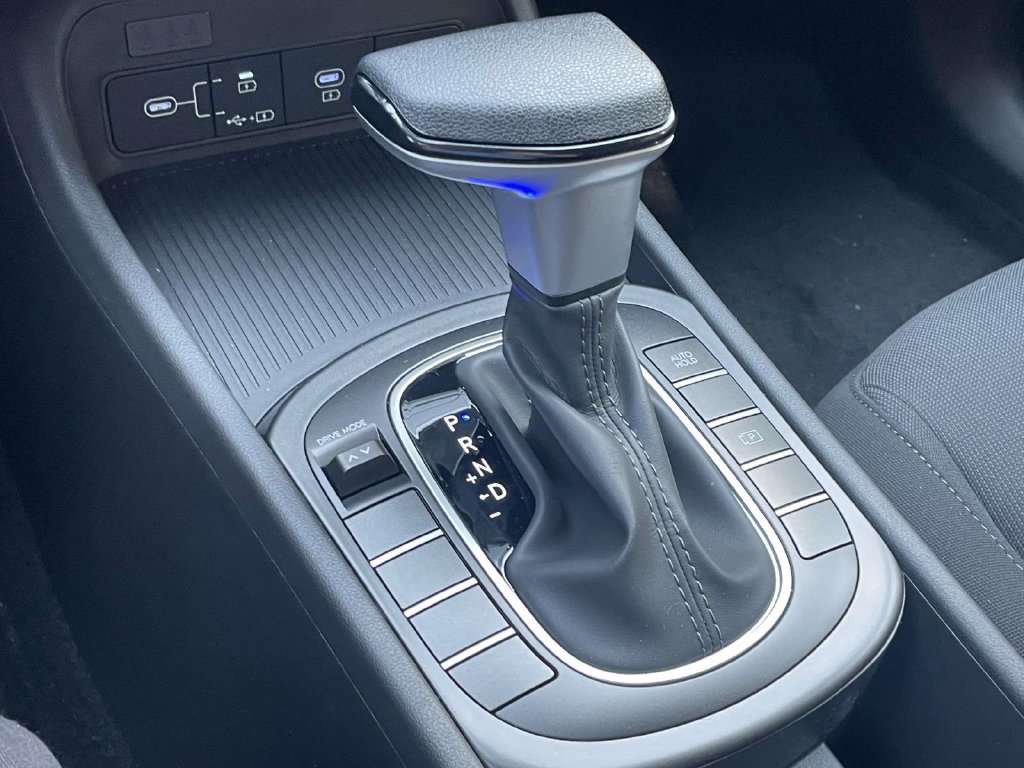 New 2026 Hyundai Kona SE FWD image 28