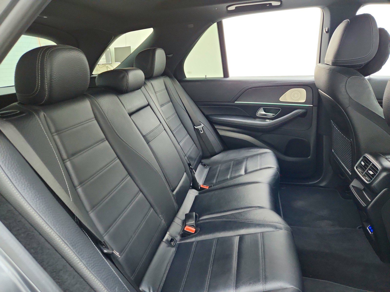 Certified 2025 Mercedes-Benz GLE 580 4MATIC image 32