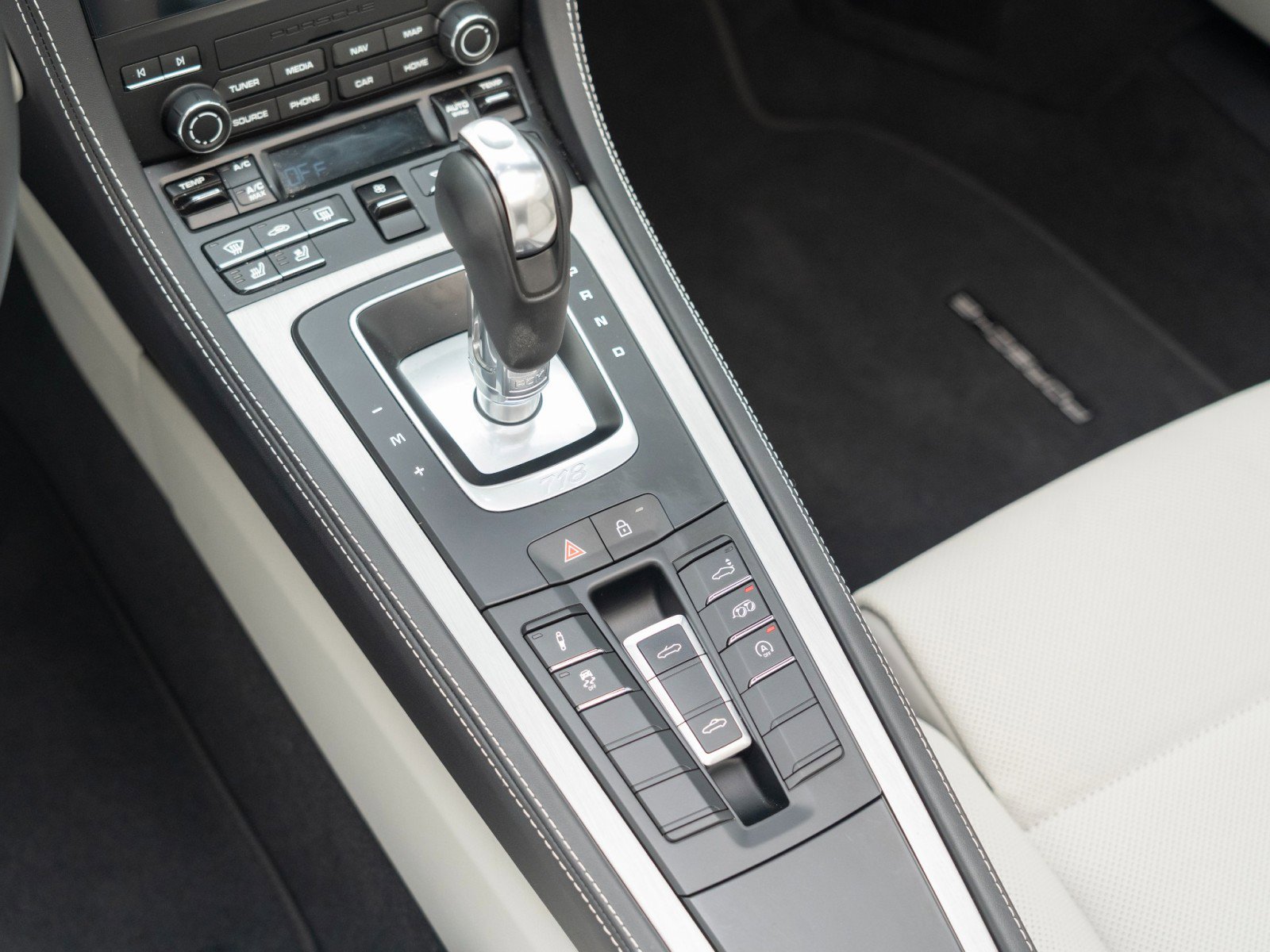 Certified 2025 Porsche 718 Boxster GTS image 27