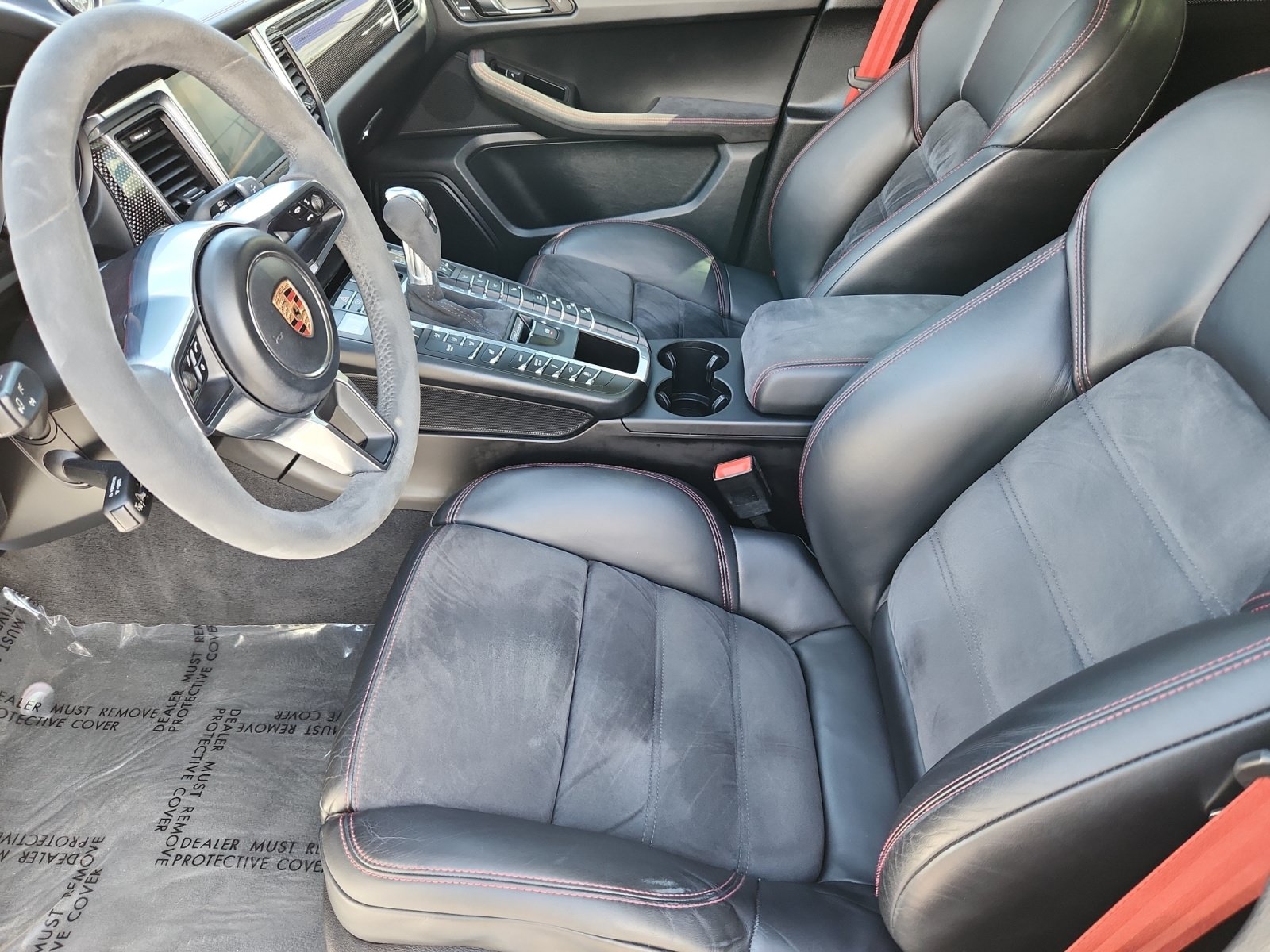 Used 2018 Porsche Macan GTS AWD/4WD image 29