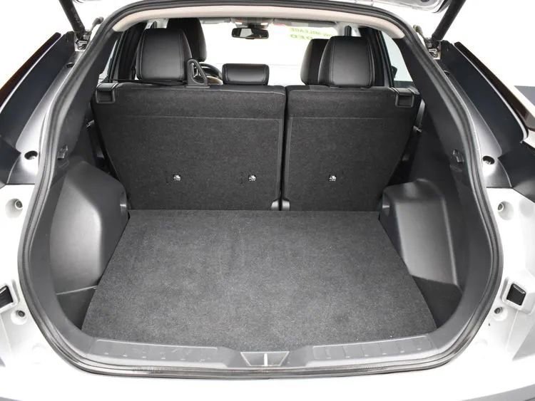 Used 2024 Mitsubishi Eclipse Cross SE image 19