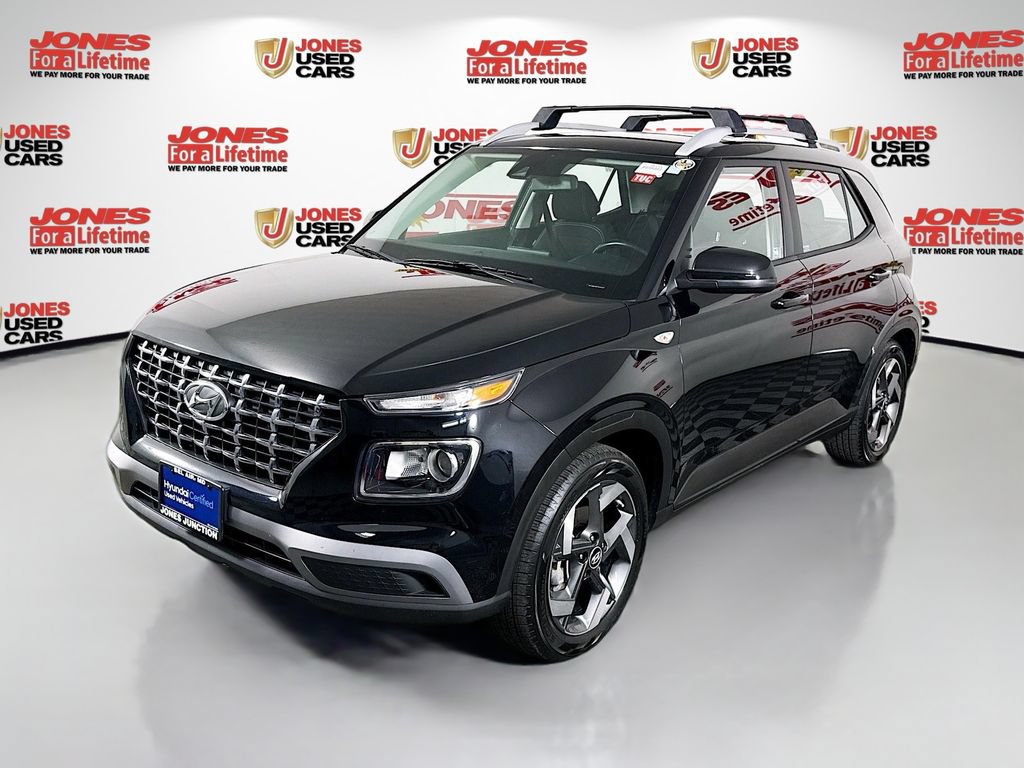 Certified 2021 Hyundai Venue SEL FWD image 12
