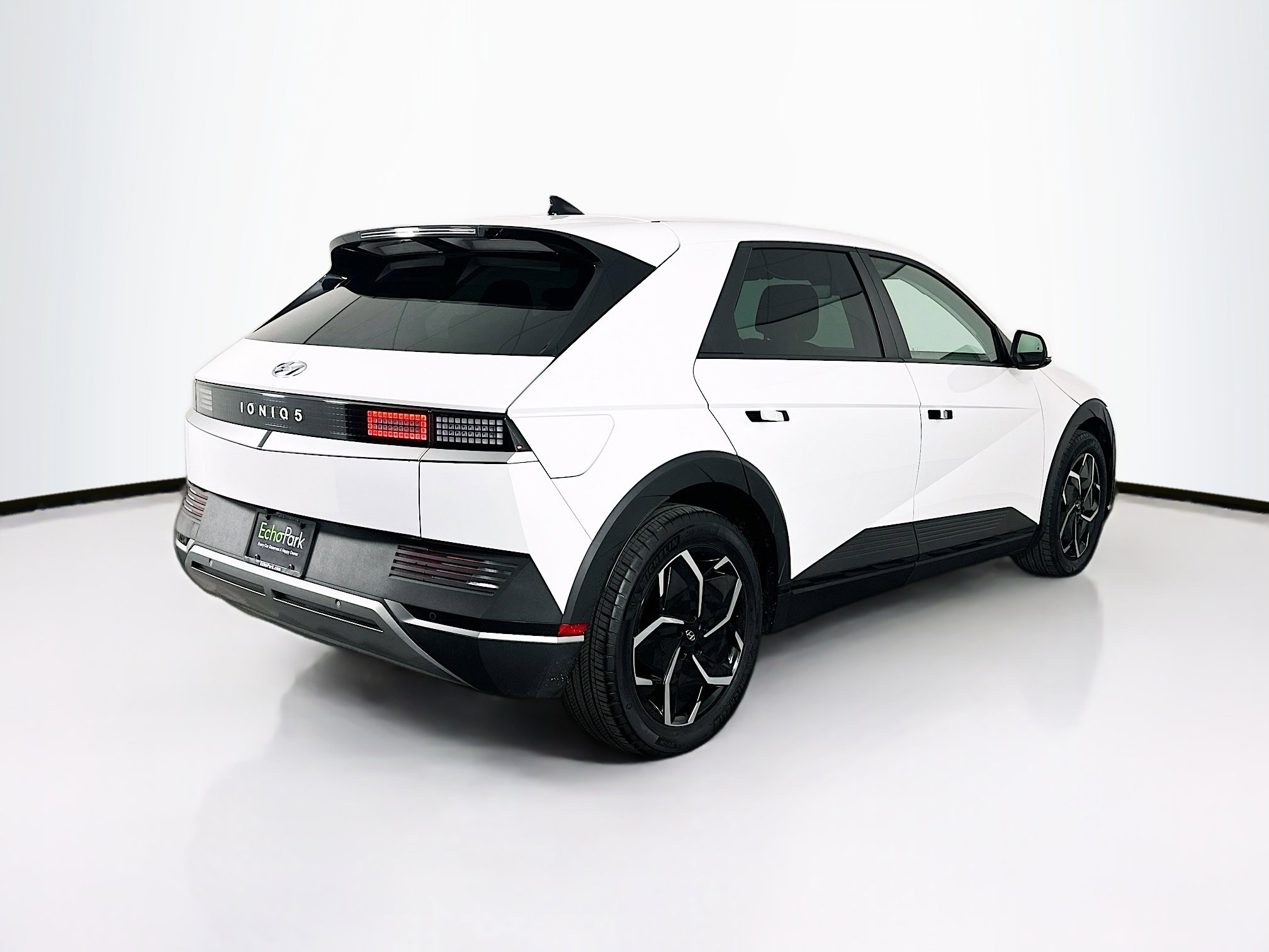 Used 2024 Hyundai Ioniq 5 SEL image 9