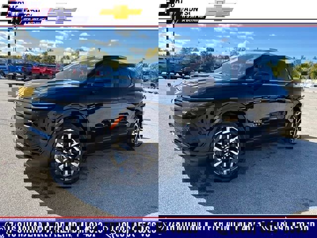 New 2026 Chevrolet Equinox EV LT image 1