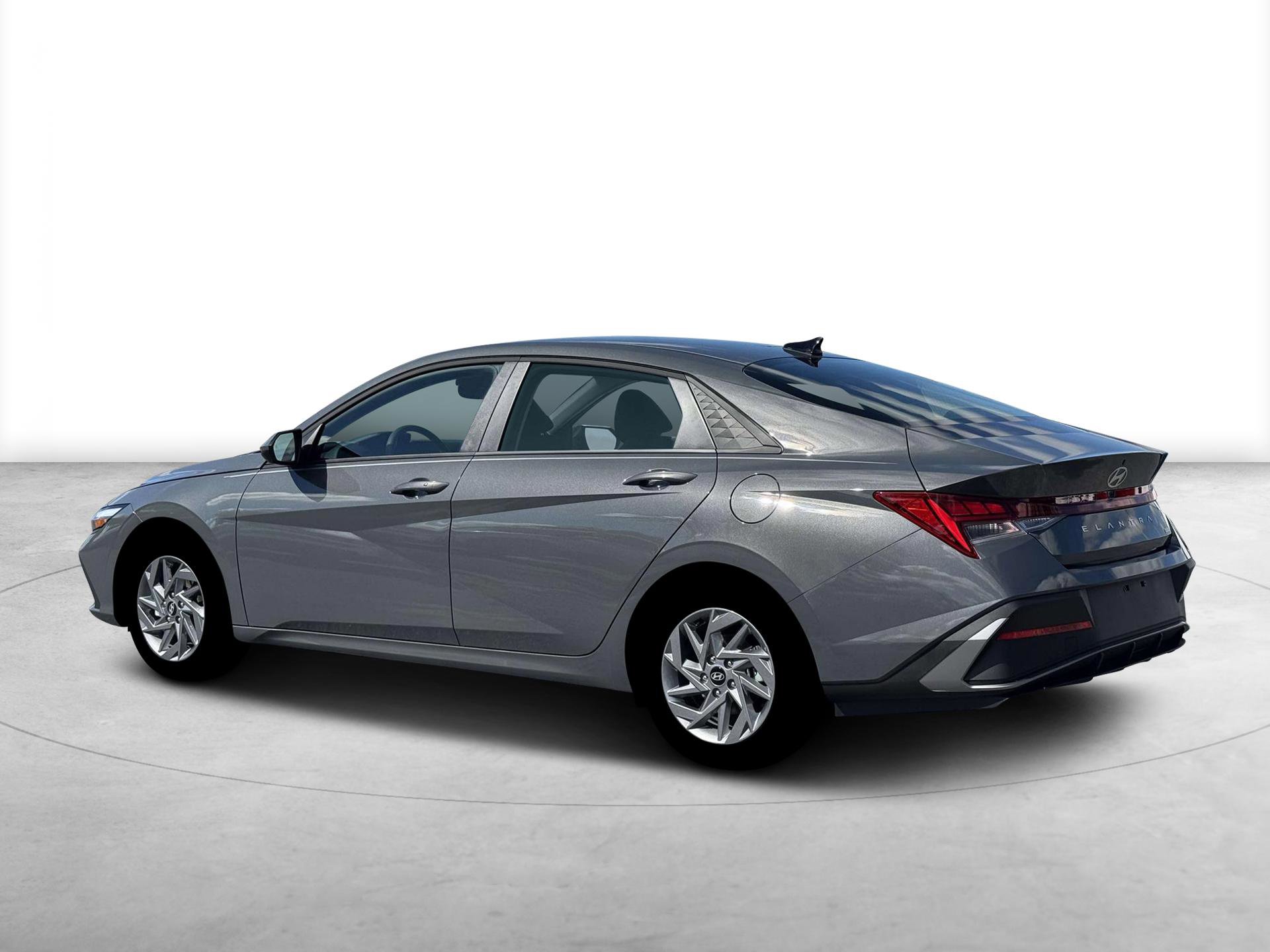 New 2026 Hyundai Elantra Blue image 4