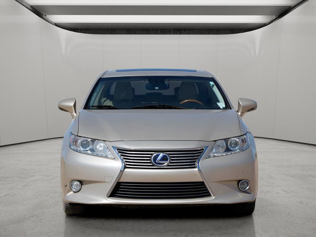 Used 2013 Lexus ES 300h w/ Luxury Pkg image 10