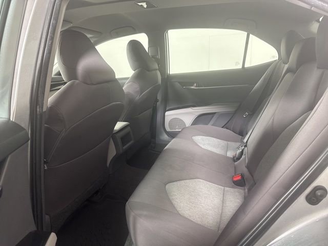 Used 2019 Toyota Camry LE image 12