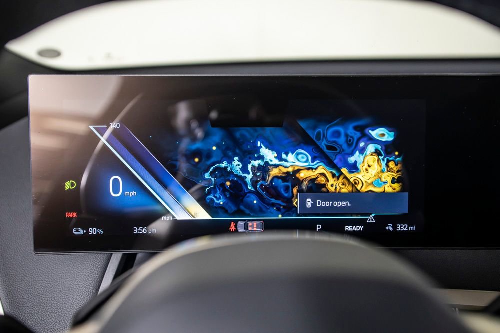 Used 2023 BMW iX xDrive50 w/ Sport Package image 26