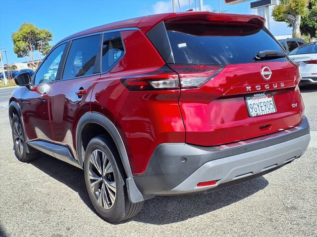 Used 2023 Nissan Rogue SV FWD image 3