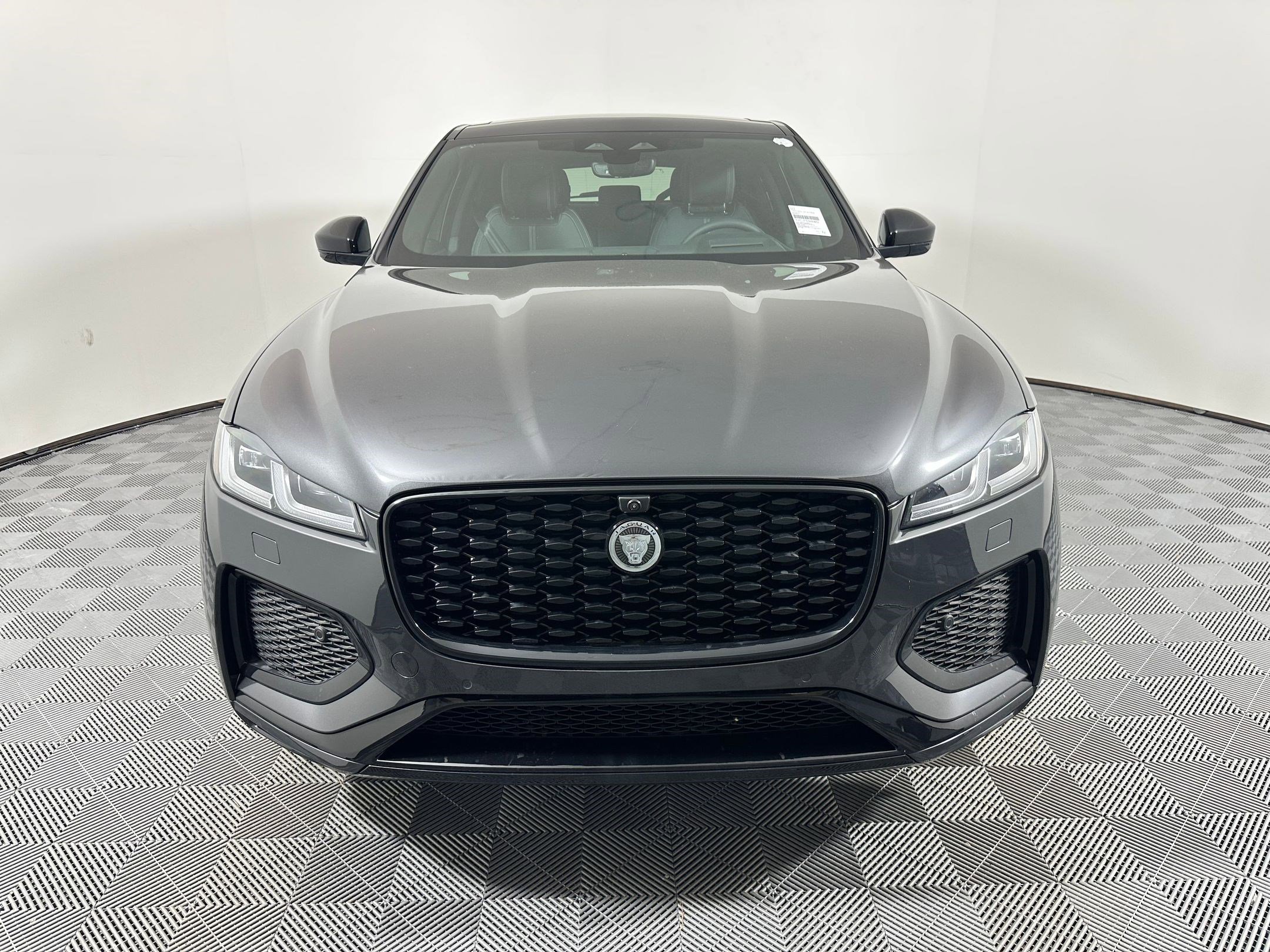 New 2026 Jaguar F-PACE R-Dynamic S image 5