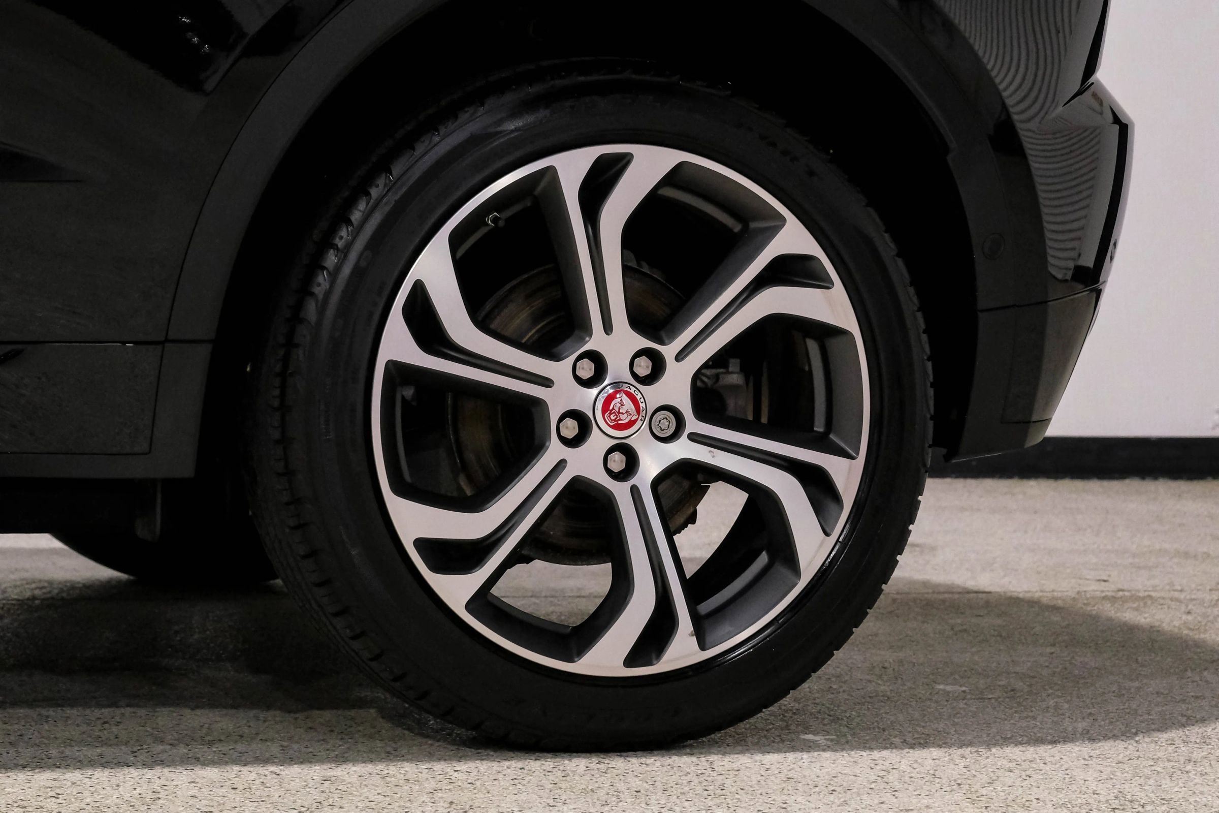 Used 2018 Jaguar E-PACE First Edition image 83