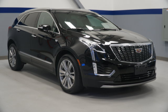 Used 2024 Cadillac XT5 Premium Luxury w/ LPO, Floor Liner Package AWD/4WD image 9