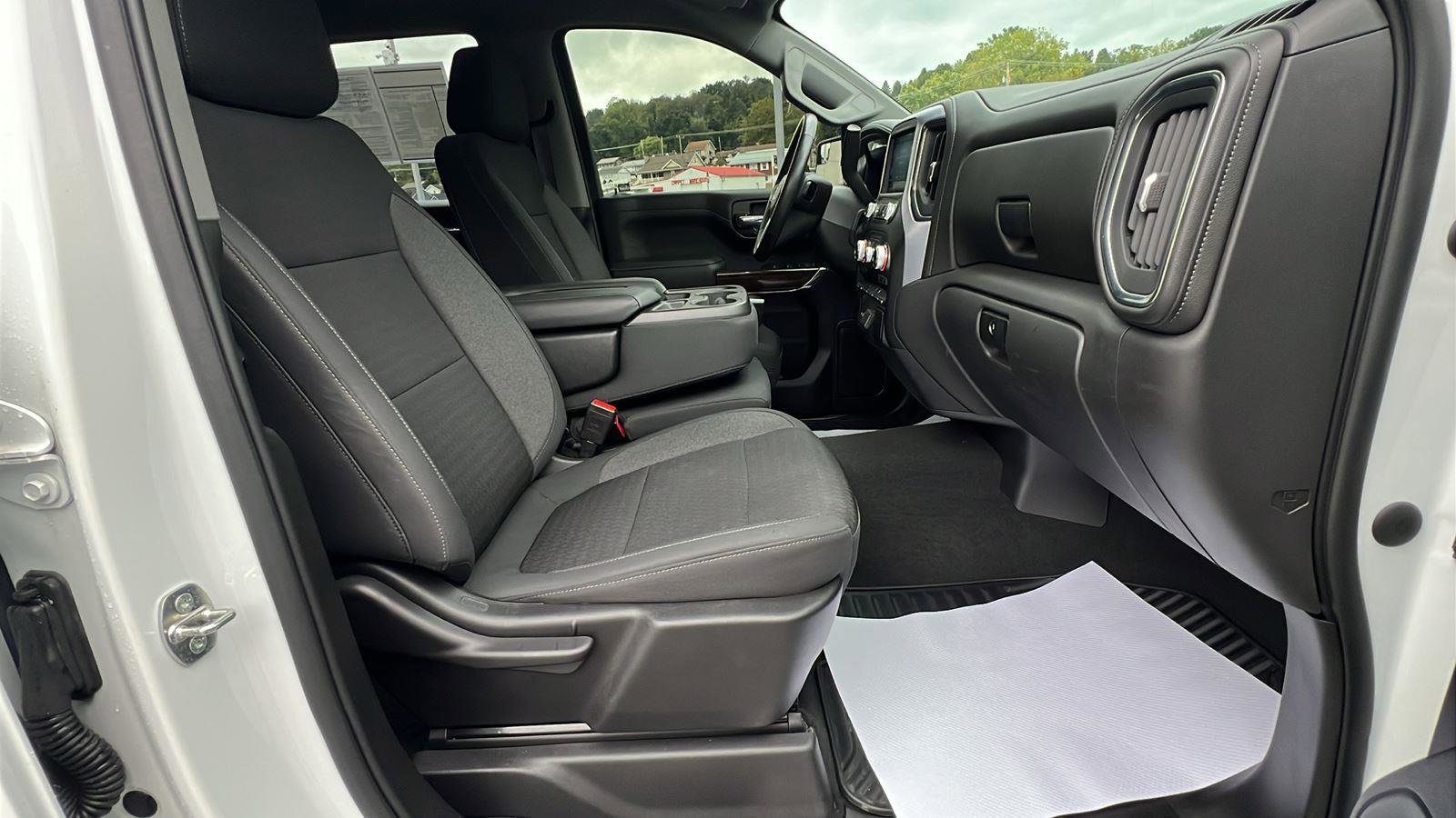 Used 2022 GMC Sierra 1500 Elevation image 13