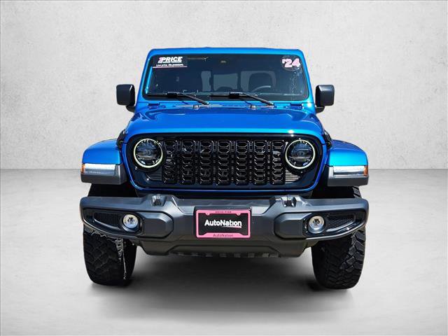 Used 2024 Jeep Gladiator Sport image 2