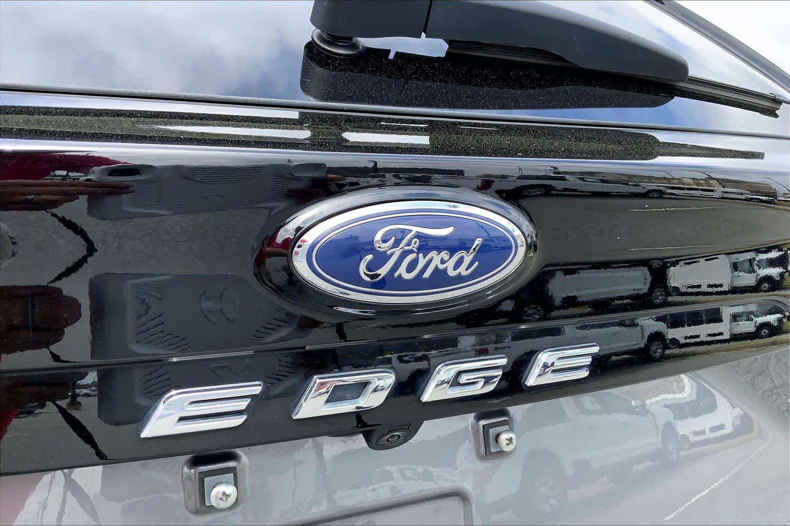 Certified 2024 Ford Edge SEL image 30
