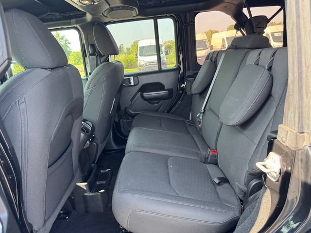 Certified 2023 Jeep Wrangler Unlimited w/ Cold Weather Group AWD/4WD image 19
