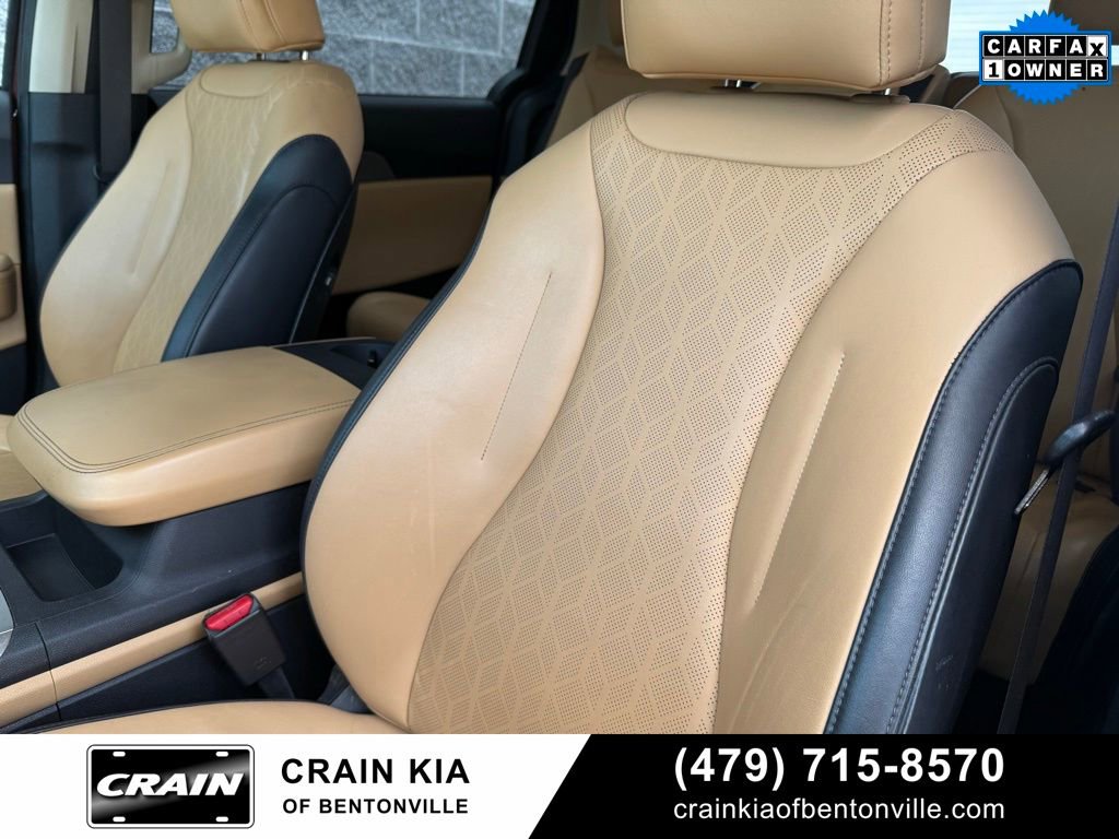 Used 2022 Kia Carnival LX image 24