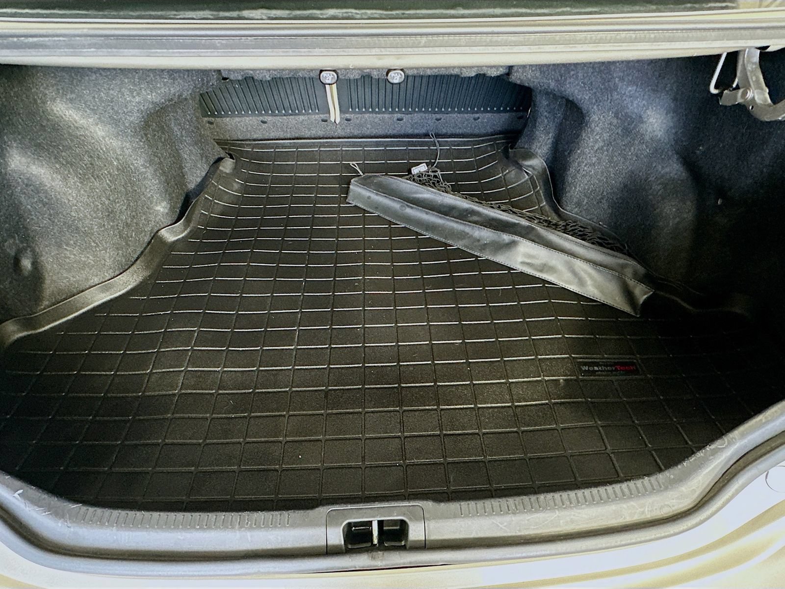 Used 2014 Toyota Camry XLE FWD image 24