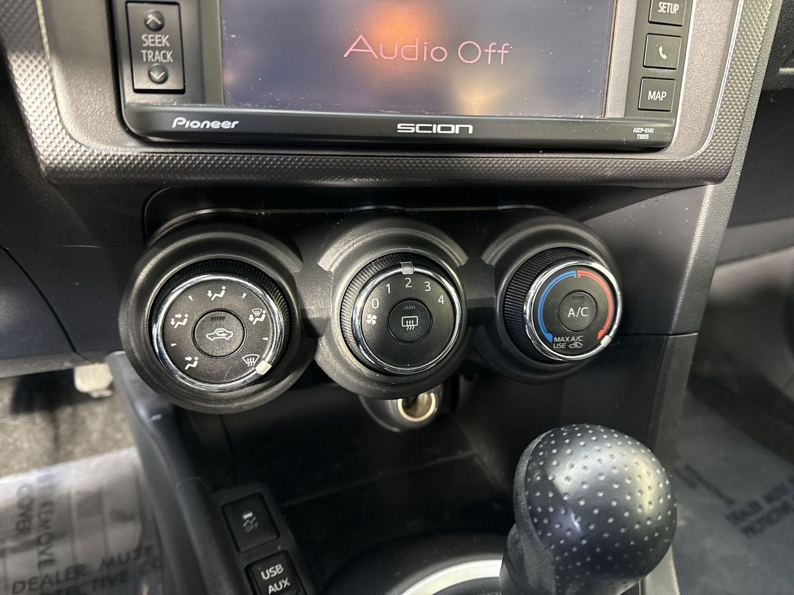 Used 2015 Scion tC image 8