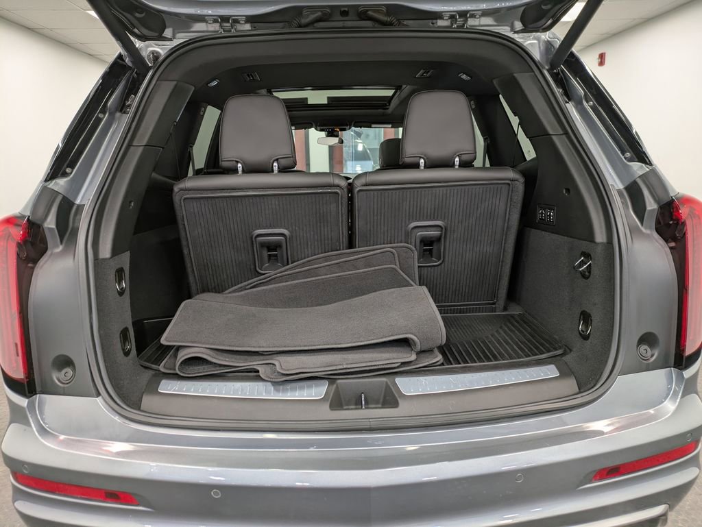 Used 2020 Cadillac XT6 Premium Luxury image 40
